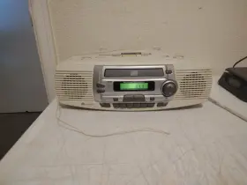 Auc-1480 Accutech Under The Counter Am/fm Radio / Cd Player Model Auc - 1480