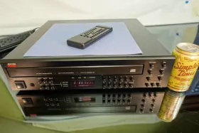 Gcd-600 Adcom 5 Disc Cd Changer Sounds Great Remote One Owner Nice
