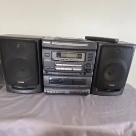 Aiwa Ca-dw470 Compact Shelf Stereo Cd Cassette Am/fm Remote T-bass