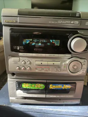 Aiwa Cx-303 Vintage Cx-na303u Stereo Cd Cassette Am/fm Radio Aux. Player Issue. Read
