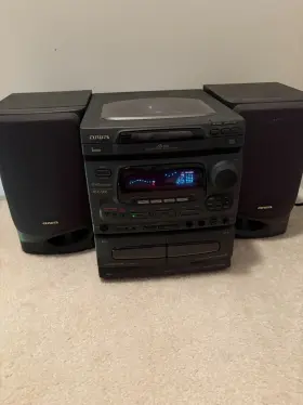 Cx-n5100u Aiwa Stereo Ststem /speaker/ Radio/cassette For Parts Or Repair 1994