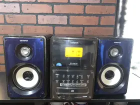 Cxgml9u Aiwa Xr-mg9 Compact Stereo 124w Hi Power. Am/fm Cd Best Looking/sounding Micro