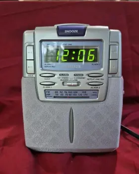 Fr-cd150ou Aiwa Cd Stereo Radio Receiver With Alarm Fully Functional