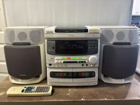 Nsx-v54 Aiwa Digital Audio System Cd Cassette/karaoke Remote Rare White