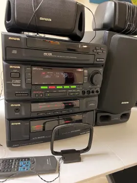 Z-vm27 Aiwa Vintage Fm Cd Cassette Compact Stereo System For Parts Only #3
