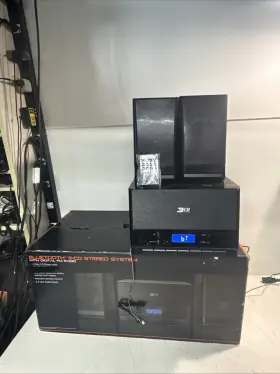 Bea17aa010 Blackweb Bluetooth 3 Cd Stereo System