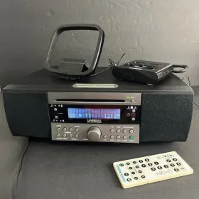 Cd-745 Cambridge Soundworks 63465 Radio Am Fm Cd Aux Alarm Clock Black