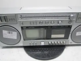 3998 Electronic Equipment Gen Boombox - Tested
