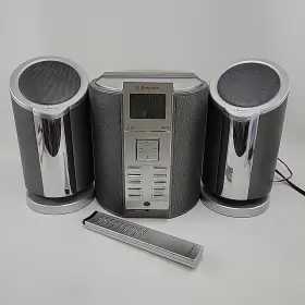 Es11 Emerson Model Cd Player / Radio Cd-rw Works Shelf Stereo
