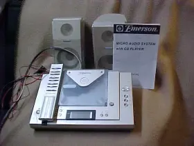 Ms76085 Emerson Ms7608 Micro Audio System With Cd Player Shelf Stereo