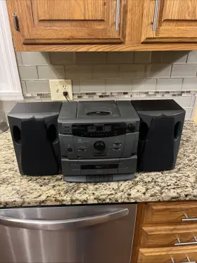 Ms7627 Emerson Cd And Cassette Player With Am/fm Stereo Speakers - Read Desc