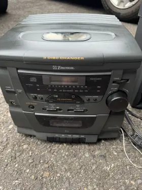 Ms7737 Emerson Vintage 1997 3 Disc Cd Changer Cassette Am/fm Stereo With Speakers