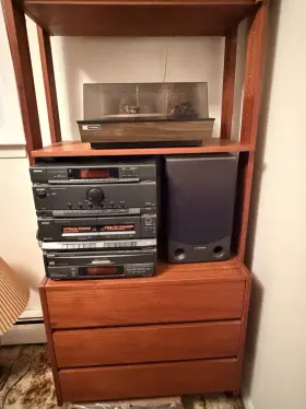 Fisher St-992 Compact Stereo System 5-cd Changer Cassette Turntable Am/fm