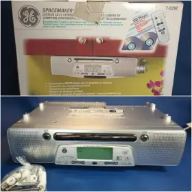 75292 Ge Spacemaker Cd Mini Audio System No Remote - Open Box Vintage Silver