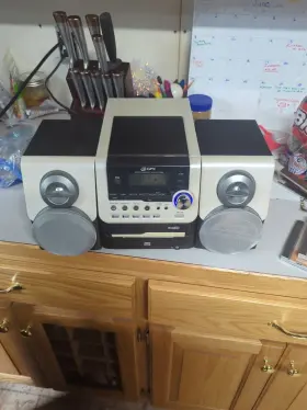 Hm2855 Gpx 2005 5 Disc Changer Stereo With Speakers And Remote Tested