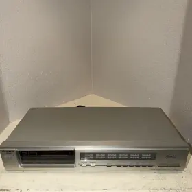 Ft-m70 Hitachi Vintage Hi-fi Am/fm Stereo Tuner. Fully Functional See Video