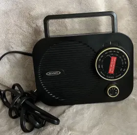 Mr-550 Jensen 077283920578 Gold Modern Portable Am/fm Radio Vintage Retro Rotary Dial