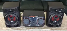 Lg Att023u Mini Hi-fi System 300w With Bluetooth Connectivity
