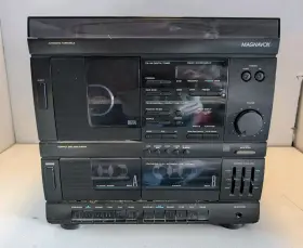 Fcd195 Magnavox Vintage Bk02 Stereo System With Speakers Read #2