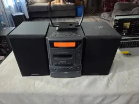 Magnavox Fw14/37 Personal Micro System 7-cd Changer Am/fm With 2 Speakers