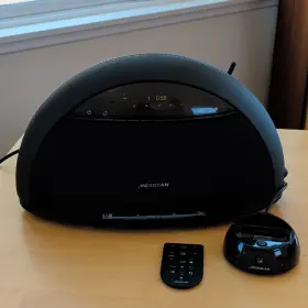 Meridian F80-10007527 Radio Ferrari F80 Am/fm Cd Stereo With Remote Ipod Dock Aux Black