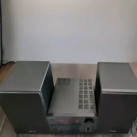 Cr-n755 Onkyo Network Cd Receiver With Speakers And Wifi Streaming