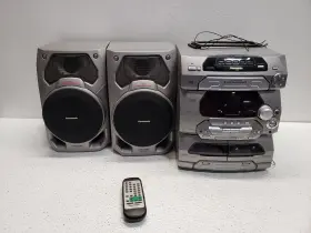 Sa-ak16 Panasonic Cd Stereo System 5 Disc Changer Boombox