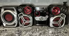 Sa-ak523 Panasonic 5 Disc Cd Stereo System With Subwoofer No Remote Or Antenna