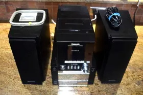 Sa-pm47 Panasonic Cd Stereo Cassette System 5 Disc Am/fm Mp3