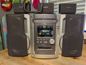 Sa-ak600 Panasonic Saak57 Cd Stereo System 5 Changer With Remote And Box