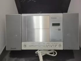 Sb-en26 Panasonic Cd Player Am/fm Stereo System 2 Speakers And Antenna Tested