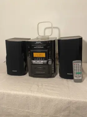 Sc-pm12 Panasonic Compact Bookshelf Stereo System Am/fm Tape 5-cd With Remote
