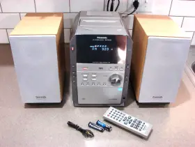 Sc-sa-pm193 Panasonic Sc-pm193 Nice Cassette Aux 5-cd Digital Am/fm - Mini Shelf System
