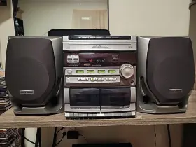 Fw62c Philips Magnavox Mini Hifi System - 3 Disc Changer Dual Cassette Decks. Works