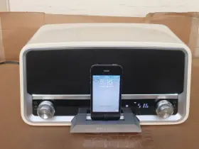 Ord7100c Philips Reto Looking Fm Radio Stereo Speaker W Ipod Dock Bonus Bluetooth #3