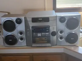 Rs-2635 Rca Rs2635 5 Disc Changer Cassette Deck Am/fm Radio With Speakers