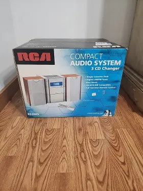 Rs2005 Rca Compact Audio System 3-cd Changer Cassette Am/fm Tuner Nib Sealed