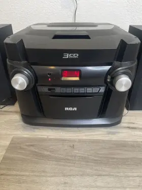 Rs22363 Rca Audio System With 3 Cd Player Am/fm Radio And Mp3 Input Tested #2
