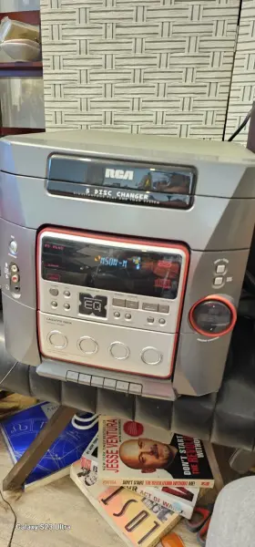 Rs2640 Rca Vintage Stereo 5 Disc Am/fm Cd Changer And Cassette Used Tested/