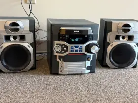 Rs2764 Rca Bookshelf Cd Player With 5 Disc Changer Model