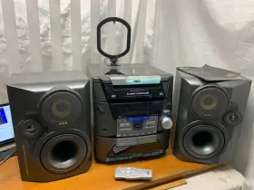 Xl-hp500 Rca Rs2604 Digital Component Stereo System Tuner Cassette And 5 Disc Cd Changer