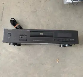 Rcd-950 Rotel Compact Disc Player Tested - Working No Remote