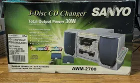 Awm-2700 Sanyo 3 Disc Cd Changer Mini Shelf System Surround Speaker New