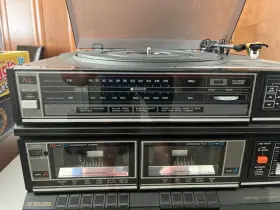 Gxt-707a Sanyo Stereo System Dual Cassette Turntable And Am/fm Radio Great Condit #2