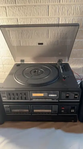 Sanyo Gxt747a Vintage Stereo System With Jvc Speakers