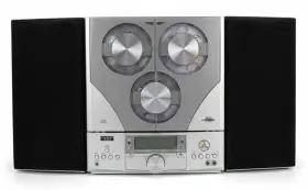 Sa248 Sharper Image Model 3 Cd Changer With Am/fm Stereo Doors Broken Parts Only