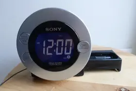 Icf-c7ip Sony C7ip Dream Machine Am/fm Radio Alarm Clock With Ipod Dock #2