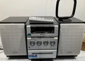 Cmt-gp5 Sony Micro Hi-fi Component System Single-cd/tape/am-fm/remote/antennaa