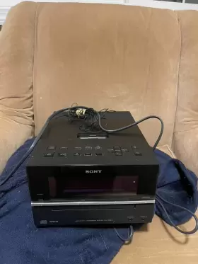 Cmt-bx20i Sony Hcd-bx20i Micro Hi-fi System Cd/ipod Dock Stereo Reciever Only