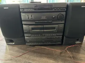 Hcd-d250 Sony Vtg Compact Hi-fi Stereo System Am/fm Cd/cassette No Remote Tested
